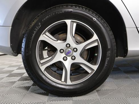 Used 2015 Volvo XC60 T6 Platinum image 7