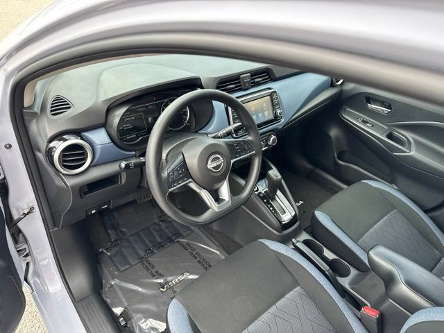 Used 2025 Nissan Versa SV w/ Trunk Package FWD image 46
