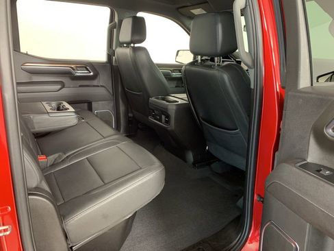 Used 2023 Chevrolet Silverado 1500 LT image 36