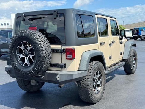 Used 2016 Jeep Wrangler Unlimited Sport w/ Quick Order Package 24S AWD/4WD image 3