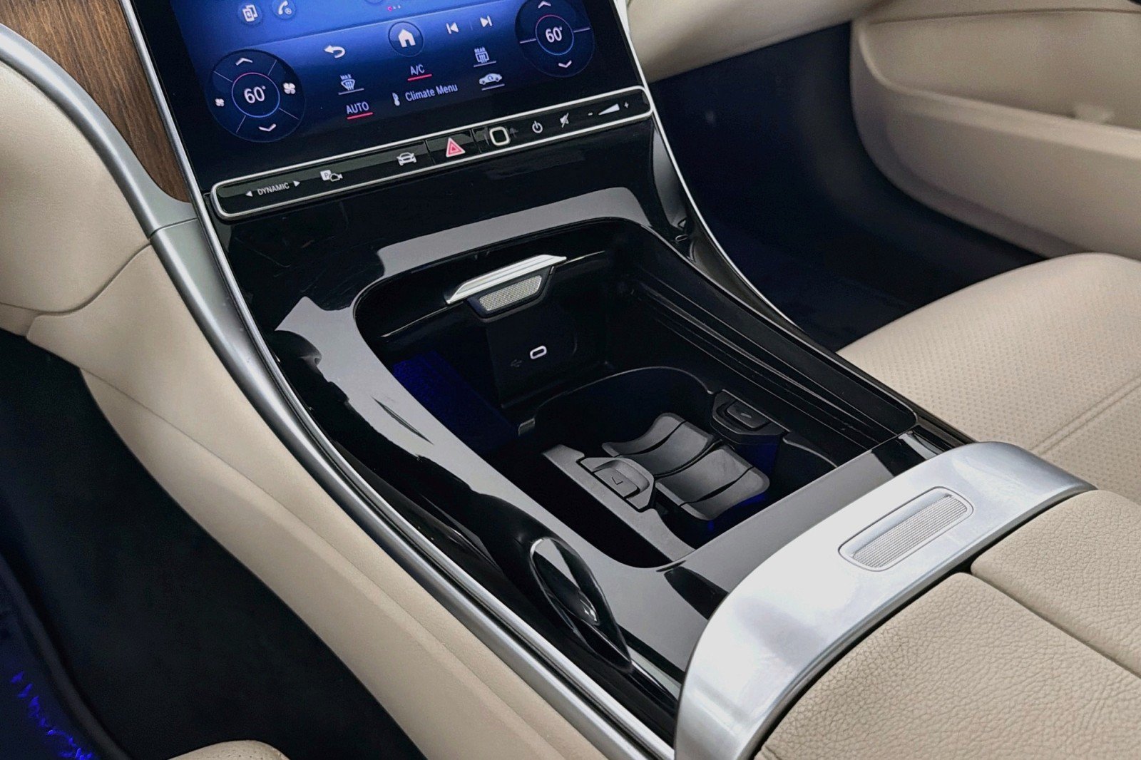 Certified 2024 Mercedes-Benz C 300 Sedan image 7