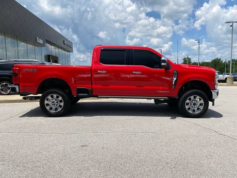 Used 2024 Ford F350 Lariat w/ Lariat Ultimate Package AWD/4WD image 9