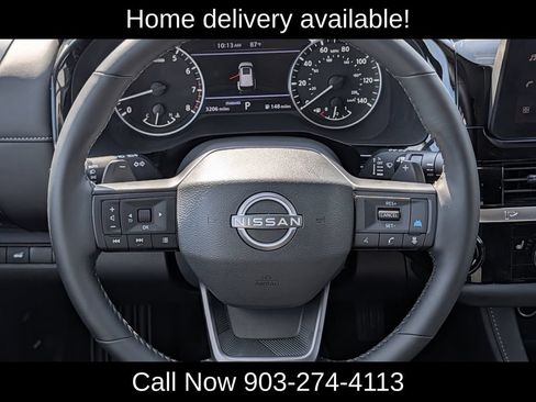 Used 2026 Nissan Pathfinder SV FWD image 14