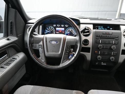 Used 2011 Ford F150 XLT w/ XLT Chrome Pkg image 10