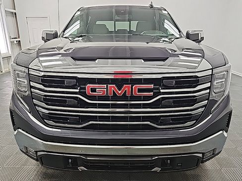 Used 2023 GMC Sierra 1500 SLT w/ SLT Premium Package image 3