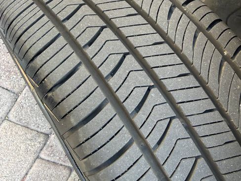 Used 2017 Hyundai Veloster image 5