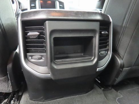 Used 2022 RAM 1500 Big Horn AWD/4WD image 10