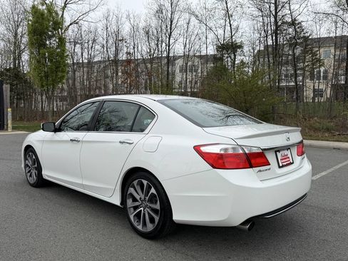 Used 2015 Honda Accord Sport image 3