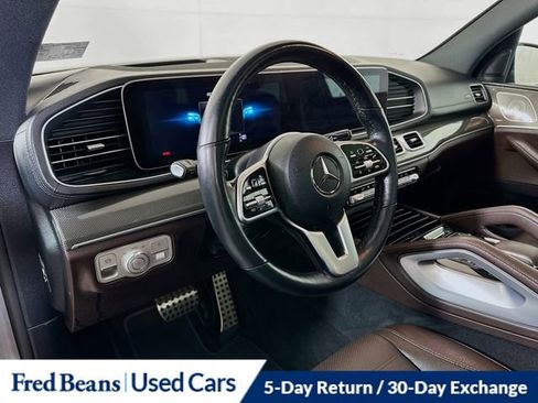 Used 2022 Mercedes-Benz GLS 450 4MATIC image 10