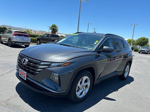 Used 2024 Hyundai Tucson SEL FWD image 8