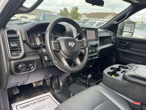 Used 2023 RAM 3500 Tradesman w/ Chrome Appearance Group image 17