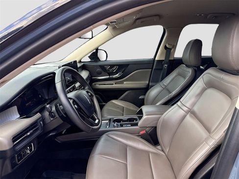 Used 2023 Lincoln Corsair FWD image 10