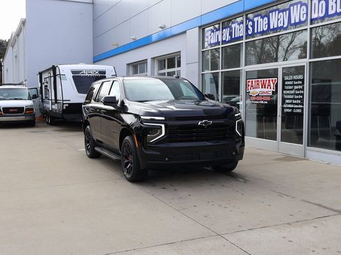 New 2026 Chevrolet Tahoe RST w/ RST Performance Edition AWD/4WD image 2