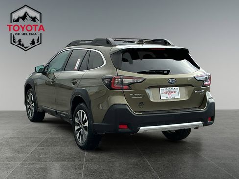 Used 2023 Subaru Outback Limited XT image 3