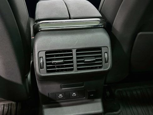 Certified 2025 Land Rover Range Rover Velar S AWD/4WD image 26