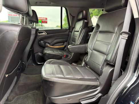 Used 2017 GMC Yukon Denali w/ Open Road Package AWD/4WD image 11