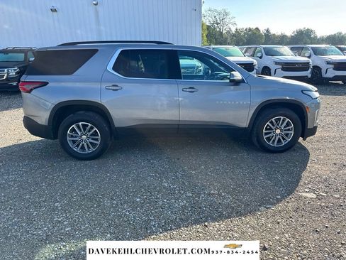 Used 2023 Chevrolet Traverse LT AWD/4WD image 6