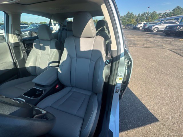 Used 2024 Subaru Legacy Limited AWD/4WD image 18