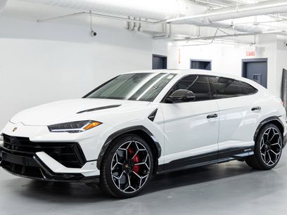 Used 2024 Lamborghini Urus Performante