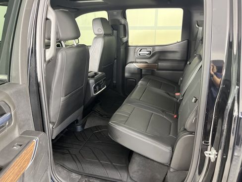 Used 2021 Chevrolet Silverado 1500 High Country w/ Technology Package image 13