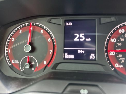 Used 2019 Volkswagen Jetta GLI FWD image 9