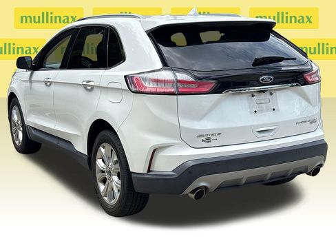 Used 2020 Ford Edge Titanium FWD image 9