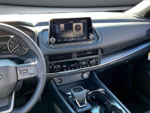 New 2026 Nissan Rogue SV image 6