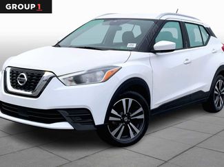 Used 2020 Nissan Kicks SV video 1