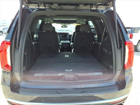 Used 2024 GMC Yukon Denali w/ LPO, Floor Liner Package AWD/4WD image 13