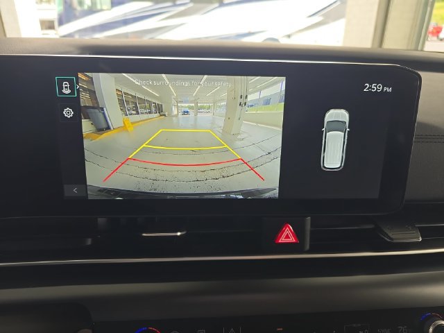 Certified 2025 Kia Carnival FWD image 16