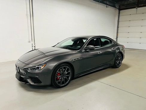 Used 2019 Maserati Ghibli S GranSport Q4 image 2
