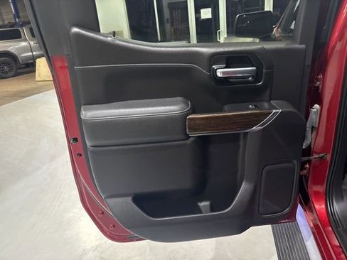 Used 2021 GMC Sierra 1500 Elevation image 25