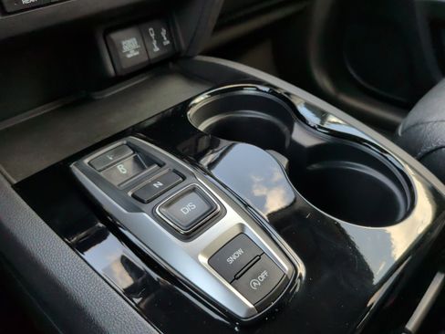 Used 2017 Honda Pilot Touring image 20