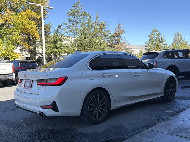 Used 2021 BMW 330i xDrive Sedan w/ Driving Assistance Package AWD/4WD image 5