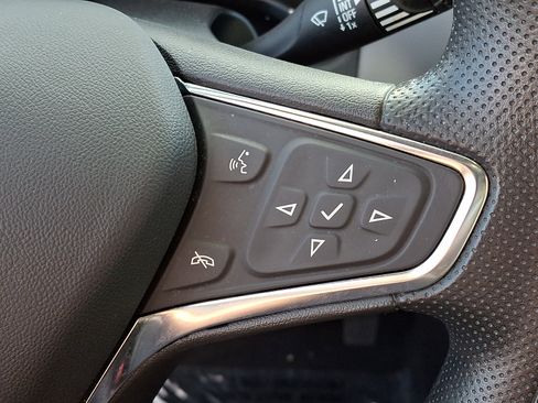 Used 2023 Chevrolet Equinox LS w/ LS Convenience Package FWD image 24