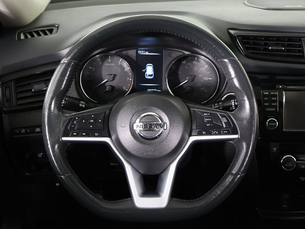 Used 2017 Nissan Rogue SV AWD/4WD image 40