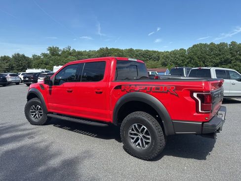 Used 2018 Ford F150 Raptor w/ Equipment Group 802A Luxury AWD/4WD image 4
