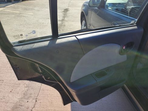 Used 2007 Saturn ION Level 2 w/ Preferred Pkg image 13