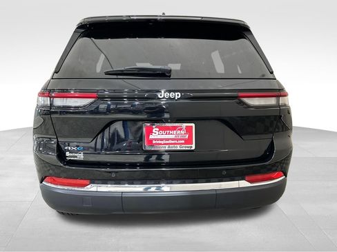 Used 2024 Jeep Grand Cherokee Limited 4xe AWD/4WD image 4