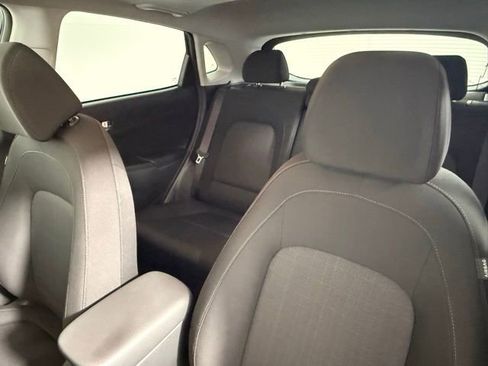 Used 2022 Hyundai Kona SEL image 33