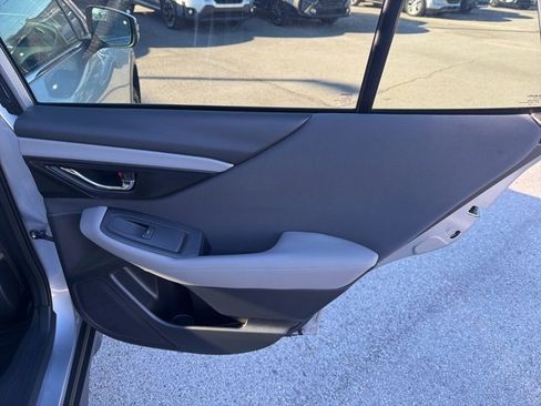 Used 2022 Subaru Outback Premium image 14