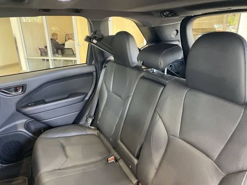 Used 2025 Subaru Forester Limited w/ Popular Package #2 AWD/4WD image 15