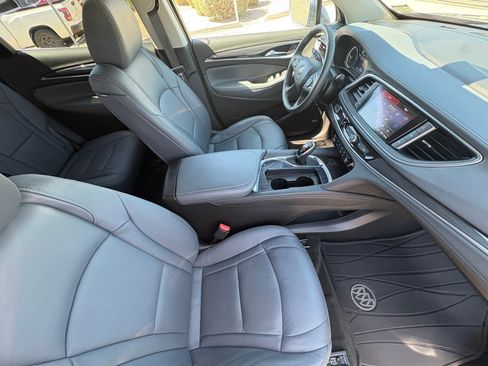 Used 2020 Buick Enclave Premium w/ Surround and Sites Package FWD image 10