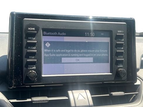 Used 2019 Toyota RAV4 LE FWD image 12