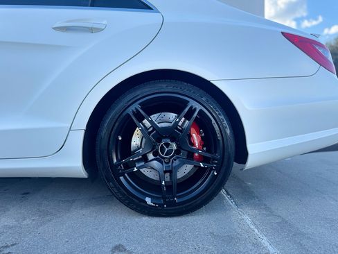 Used 2012 Mercedes-Benz CLS 63 AMG image 17