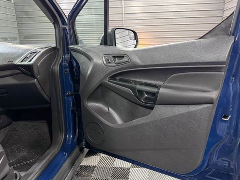 Used 2018 Ford Transit Connect XL image 32