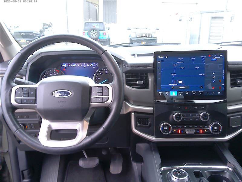 Used 2024 Ford Expedition Max XLT AWD/4WD image 14