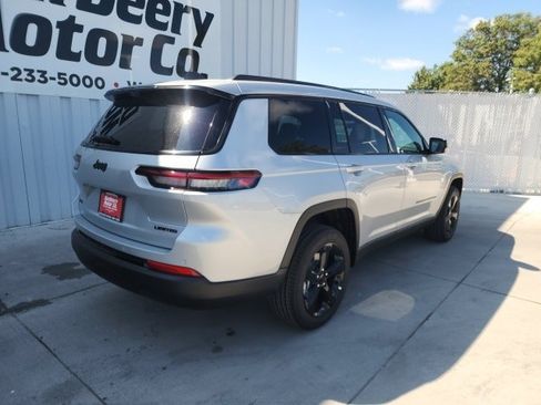 New 2025 Jeep Grand Cherokee L Limited w/ Luxury Tech Group II image 18