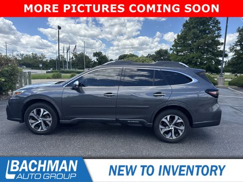 Used 2020 Subaru Outback Touring XT AWD/4WD image 8