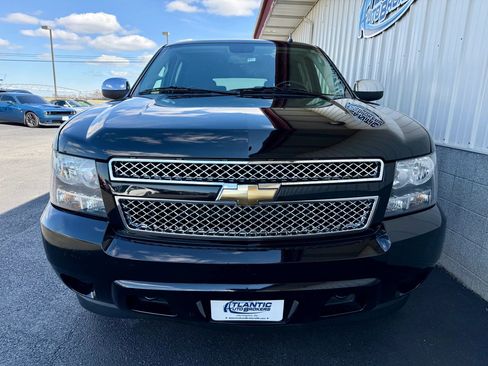 Used 2010 Chevrolet Suburban LS w/ Interior Plus Package image 7